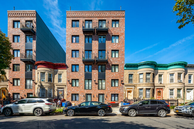 896 New York Ave in Brooklyn, NY - Building Photo - Building Photo