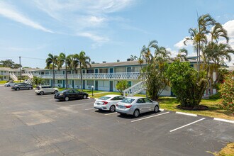 Lakeside Point Condominiums in Lake Worth Beach, FL - Building Photo - Building Photo