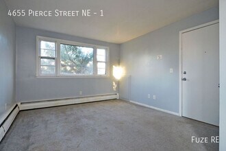 4655 Pierce St NE in Columbia Heights, MN - Building Photo - Building Photo