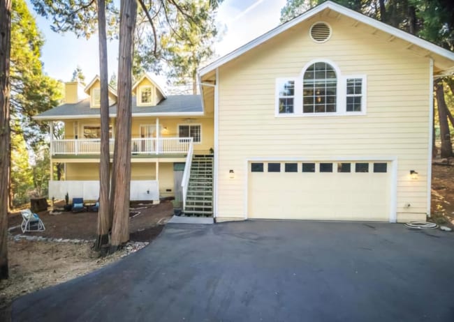 property at 4010 Pearl Rd