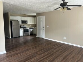 201 Cherry Way in Bowling Green, KY - Building Photo - Building Photo