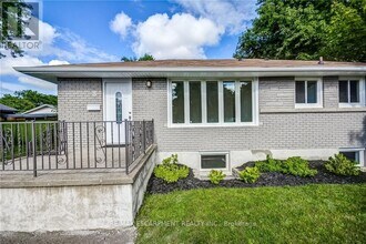 8 Glengarry Rd in St Catharines, ON - Building Photo - Building Photo