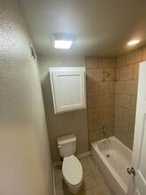 Woodlawn Apartments in Corpus Christi, TX - Building Photo - Building Photo