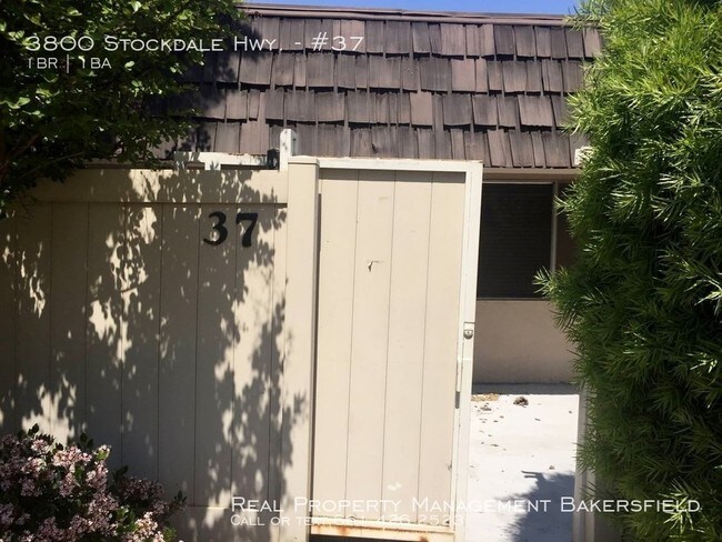 3800 Stockdale Hwy-Unit -#37 in Bakersfield, CA - Building Photo - Building Photo