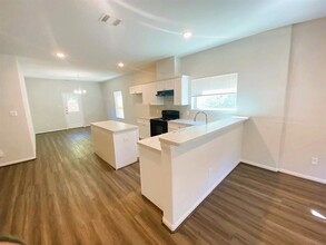 787 Fair St in Houston, TX - Building Photo - Building Photo