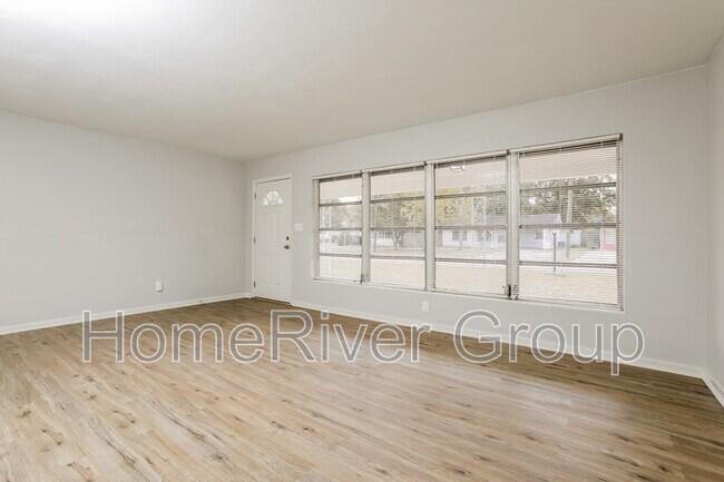 709 Piedmont Dr SE in Winter Haven, FL - Building Photo - Building Photo