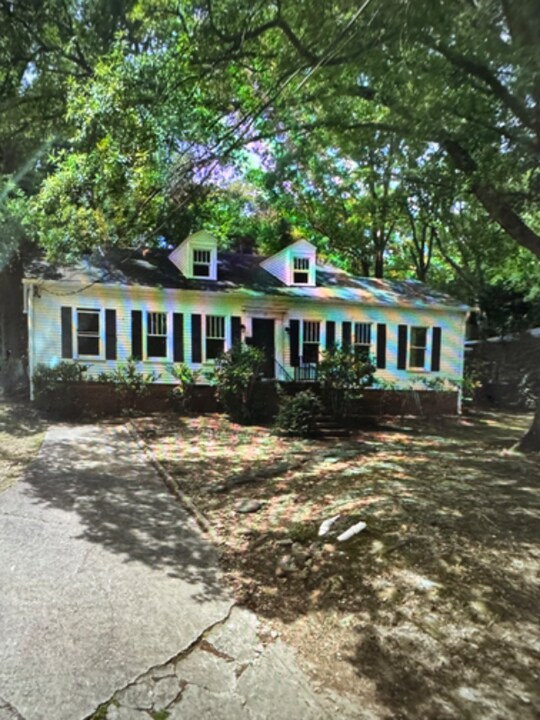 15 Davie Cir in Chapel Hill, NC - Building Photo
