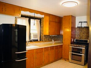 3258 N Kostner Ave in Chicago, IL - Building Photo - Building Photo
