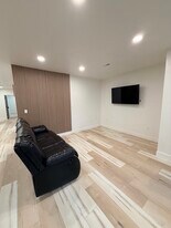 11692 S Halls Crk Rd in Draper, UT - Building Photo