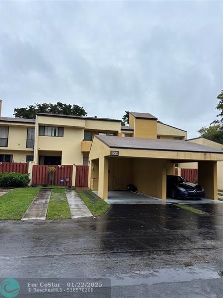 8509 NW 9th Pl in Plantation, FL - Building Photo - Building Photo