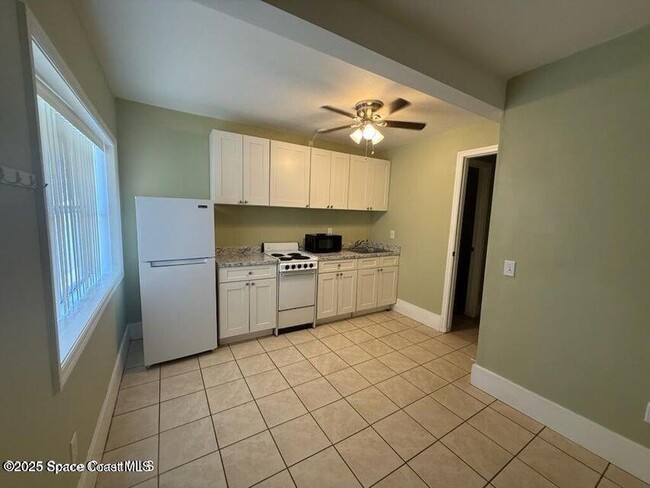 3485 US-1 in Mims, FL - Building Photo - Building Photo