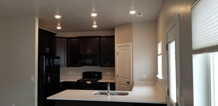 3058 N 275 E in Cedar City, UT - Building Photo - Building Photo