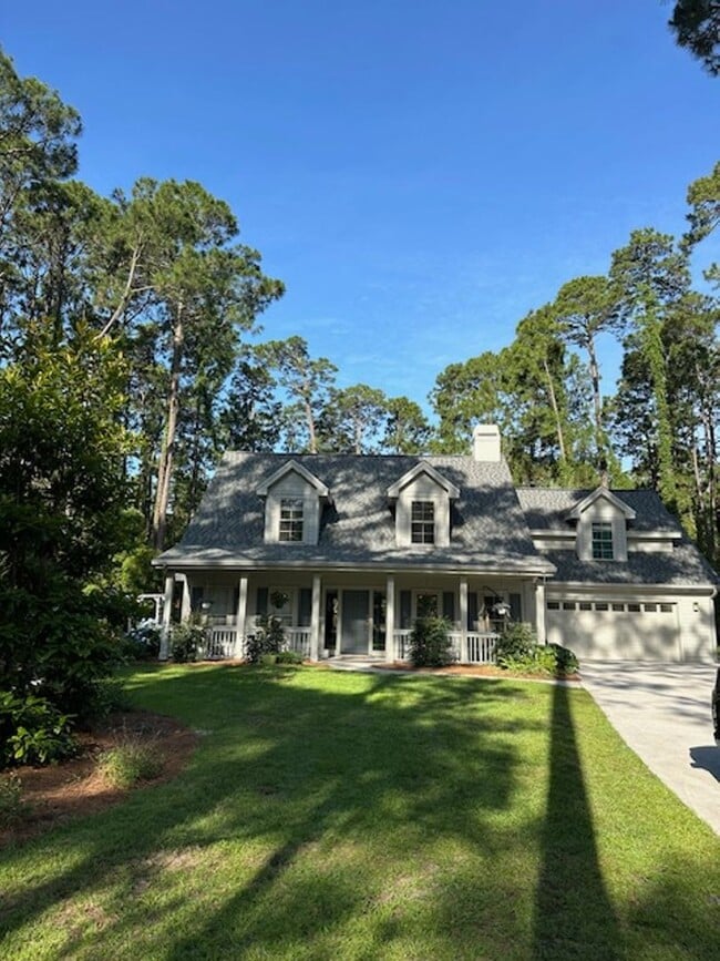 property at 5 Bridle Ct