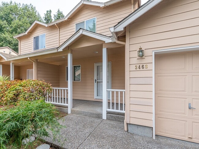 3468 SE Harvey St in Milwaukie, OR - Foto de edificio - Building Photo
