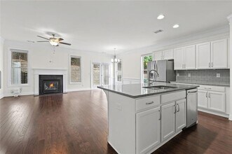 2794 Archway Dr in Atlanta, GA - Building Photo - Building Photo