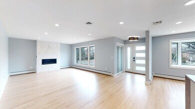 1420 Oleri Terrace in Fort Lee, NJ - Building Photo - Building Photo