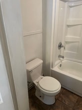 102 Grove St in New Britain, CT - Building Photo - Building Photo