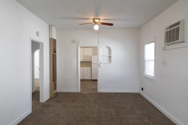 717 NW 2nd St in Ontario, OR - Building Photo - Building Photo