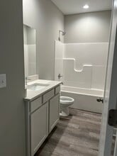 3907 S Bluelake Ct in Wichita, KS - Building Photo - Building Photo