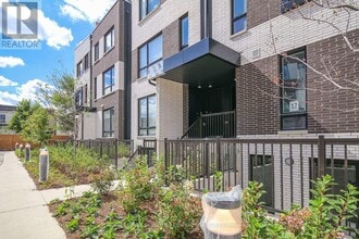 20 Ed Clark Gdns in Toronto, ON - Building Photo - Building Photo