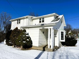 915 Perry Hwy in Pittsburgh, PA - Building Photo
