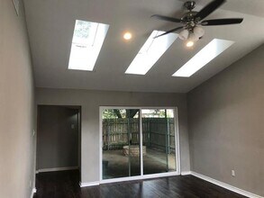 716 Via Del Sur in Mesquite, TX - Building Photo - Building Photo
