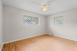 1237 Wedgewood Dr in Cleburne, TX - Building Photo - Building Photo