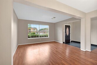 11019 Cayman Mist Dr in Houston, TX - Building Photo - Building Photo