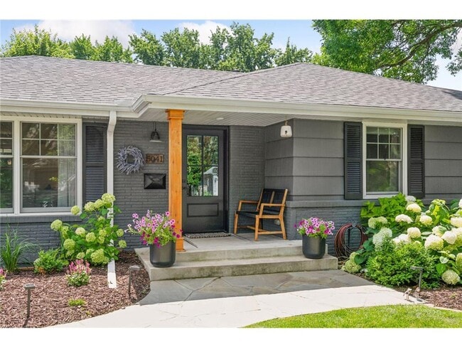 5041 W 56th St in Minneapolis, MN - Building Photo - Building Photo