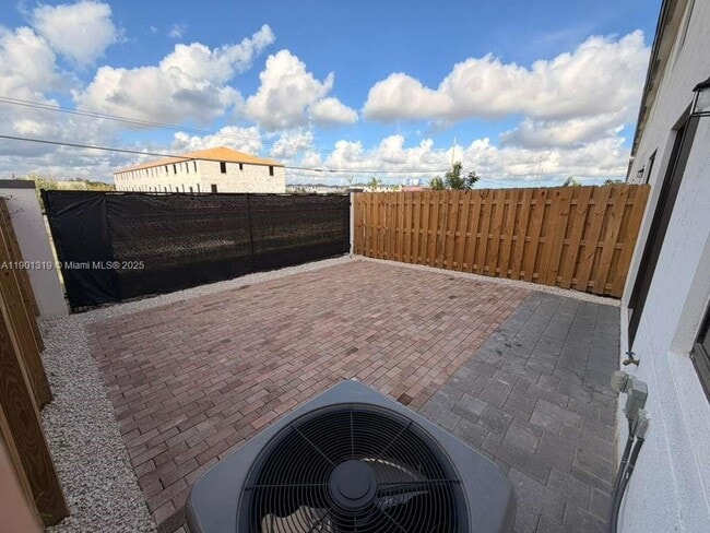 19113 SW 344th Ter in Miami, FL - Building Photo - Building Photo