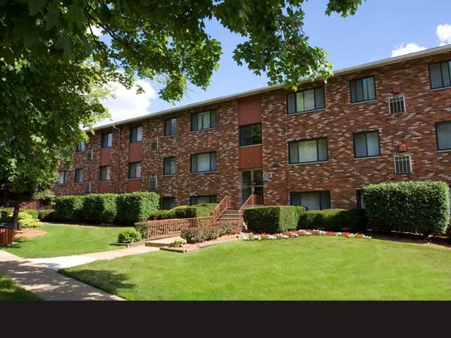 Edgewood Court Apartments in Pittsburgh, PA - Foto de edificio - Building Photo