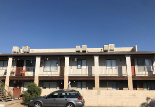 Park Place Apartments in Tucson, AZ - Foto de edificio - Building Photo