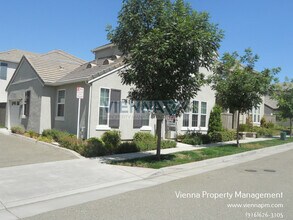120 Talmont Cir in Roseville, CA - Building Photo - Building Photo