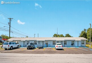 Nebraska Apartments in Tampa, FL - Building Photo - Building Photo