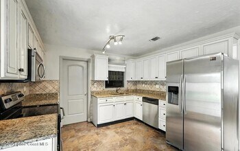 1412 Sunland Rd in Daytona Beach, FL - Building Photo - Building Photo