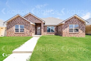 2704 Daytona Ave in Amarillo, TX - Building Photo