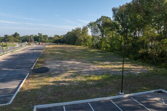 Villas at Greenbrook Apartments in Levittown, PA - Building Photo - Building Photo