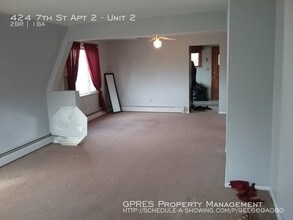 424 7th St-Unit -Unit 2 in Oakmont, PA - Building Photo - Building Photo