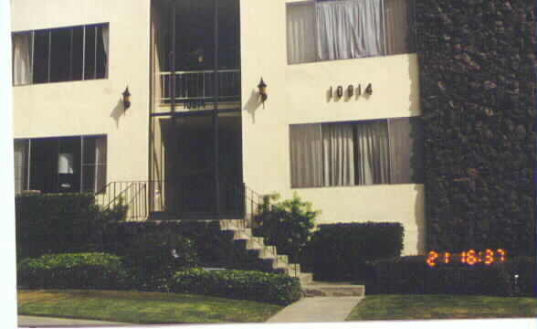 10914 National Blvd in Los Angeles, CA - Building Photo