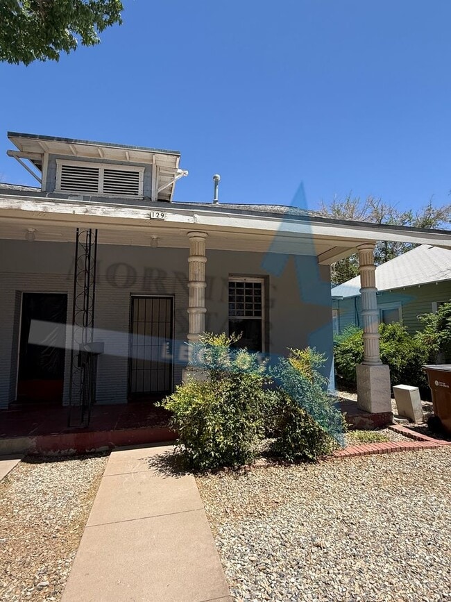 127-129 S Miranda St in Las Cruces, NM - Foto de edificio - Building Photo