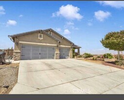 13998 Old Mill Ln in Victorville, CA - Building Photo