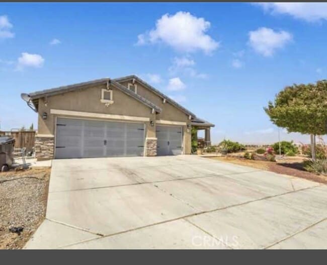 property at 13998 Old Mill Ln