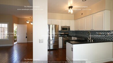 3873 Creststone Pl in San Diego, CA - Building Photo - Building Photo