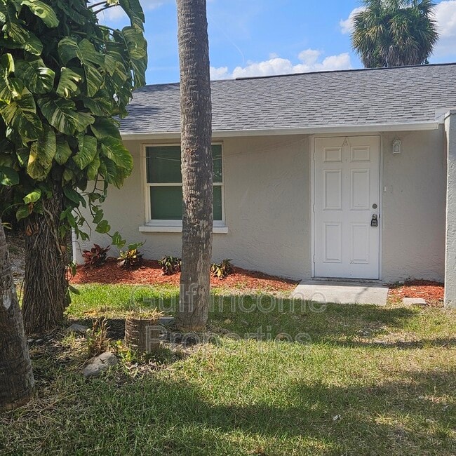 property at 2515 30th Ave Dr E