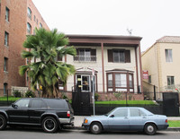 845 S Normandie Ave in Los Angeles, CA - Foto de edificio - Building Photo