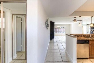 2800 Fiore Way in Delray Beach, FL - Building Photo - Building Photo