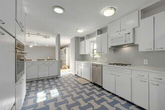 1500 Northridge Dr in Austin, TX - Building Photo - Building Photo