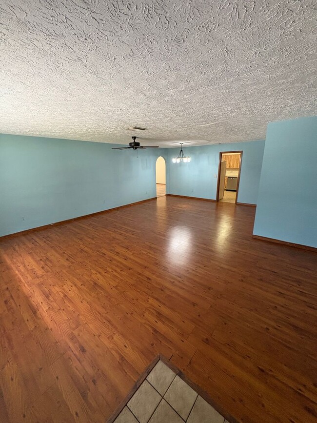 6012 Sunset Blvd in Fort Pierce, FL - Building Photo - Building Photo