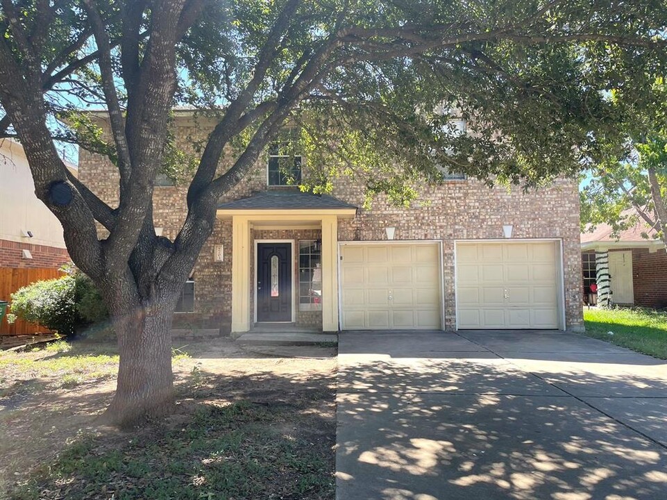 9703 Dalewood Dr in Austin, TX - Building Photo