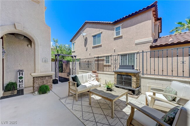 937 Ambrosia Dr in Las Vegas, NV - Building Photo - Building Photo